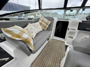 Crownline 340CR For Sale in Devon, UK